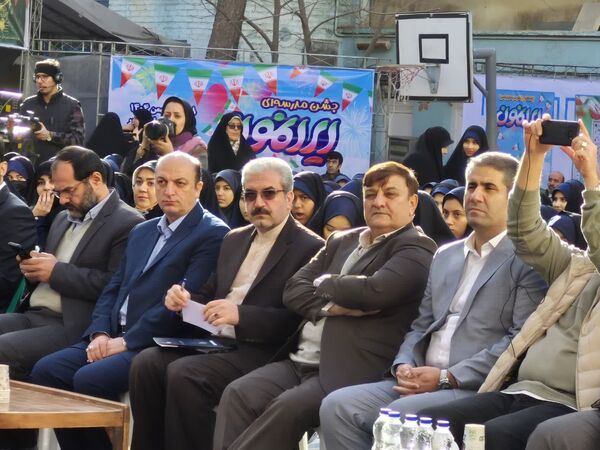 صدای انقلاب طنین انداز شد