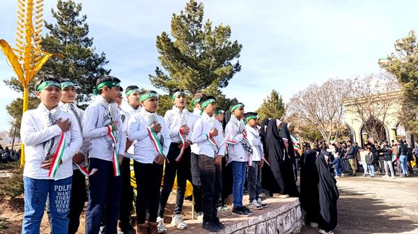 راهپیمایی ۲۲ بهمن در رباط‌سنگ، تجدید بیعت مردم با انقلاب