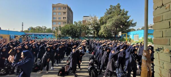 مهر در مدرسه مهدی خدابنده