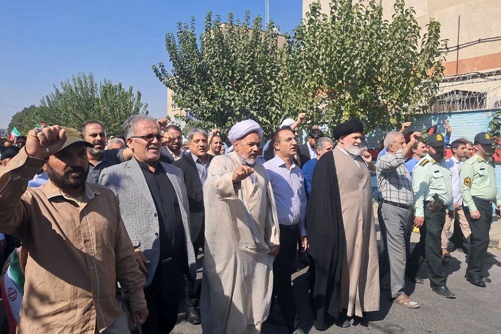 همبستگی مردم ولایتمدار نسیم‌شهر در راهپیمایی علیه رژیم صهیونیستی