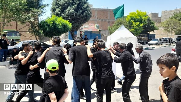 مراسم باشکوه عاشورای حسینی در مسجد امام جعفر صادق(ع)