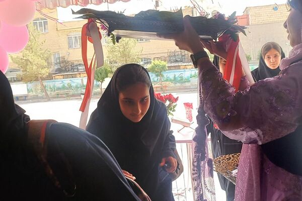 دانش‌آموزان شهریاری روز اول سال تحصیلی را به پایان رساندند