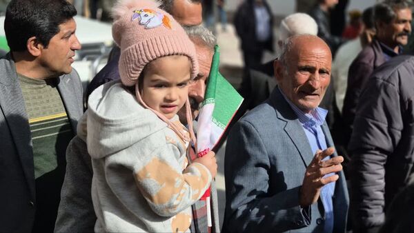 حضور پرشور مردم سپیدان در راهپیمایی ۲۲ بهمن