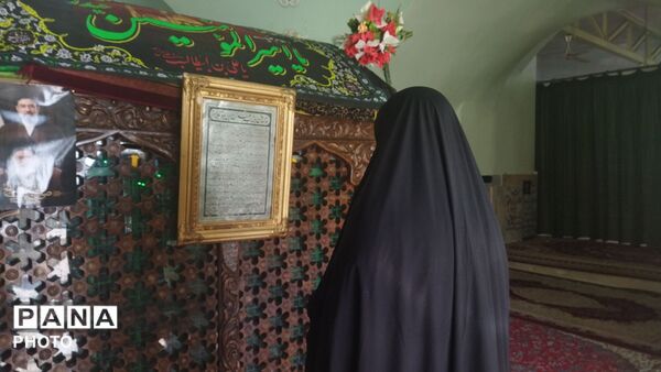 امامزاده عبدالله میزبان زائران خود در روز طبیعت شد 