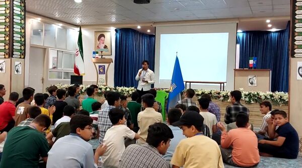 بازدید مسئول انجمن‌های اسلامی خراسان رضوی از اردوی «طلایه‌داران فردا» در کاشمر
