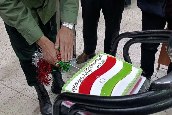 جشن یاوران انقلاب در دبیرستان محبی نیشابور 