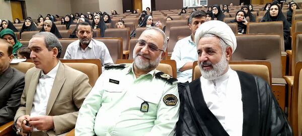 همایش تجلیل از مدرسه یاران استان قم
