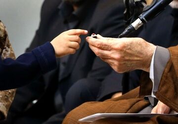 یادگاری متبرک رهبر شهید