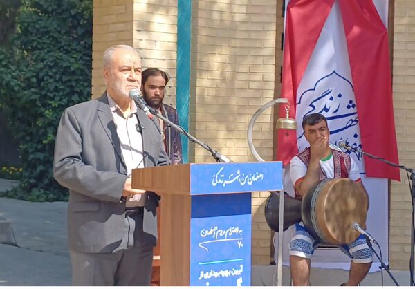 آیین بهره‌برداری از گذر صنایع دستی اصفهان
