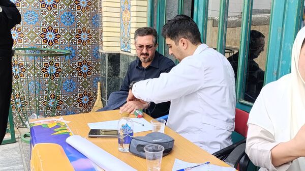 پایش مداوم فشار خون و قند خون، کلید سلامت شهرستان‌ شازند 