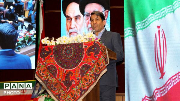 گرامیداشت هفته معلم در دانشگاه فرهنگیان کرمان 