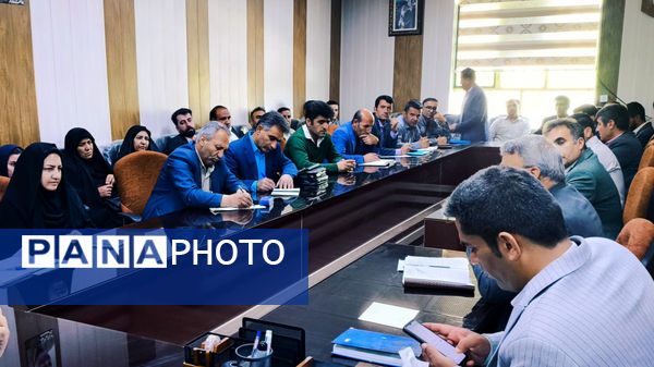 جلسه مدیران و راهبران آموزشی شهرستان مارگون 