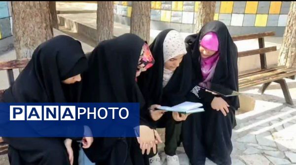 برگزاری اردو یاوران ولایت دختران متوسطه اول استان اصفهان