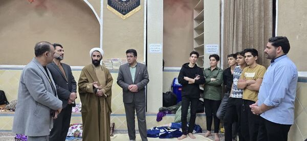 بازدید مدیر آموزش‌وپرورش شهرستان بافق از اعتکاف دانش‌آموزان