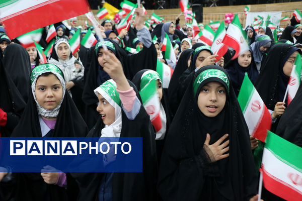 همایش دختران حاج قاسم 