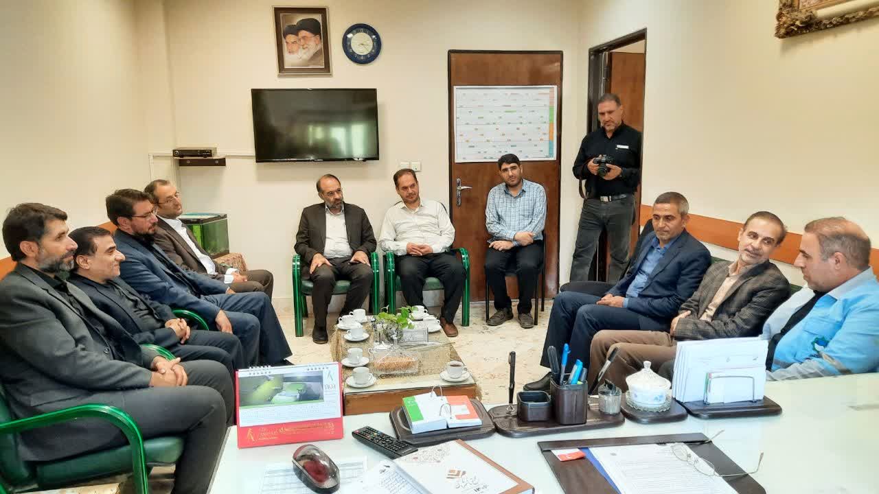 نشست صمیمی فرمانداران جعفرآباد و کهک با مدیر کل صدا و سیمای قم