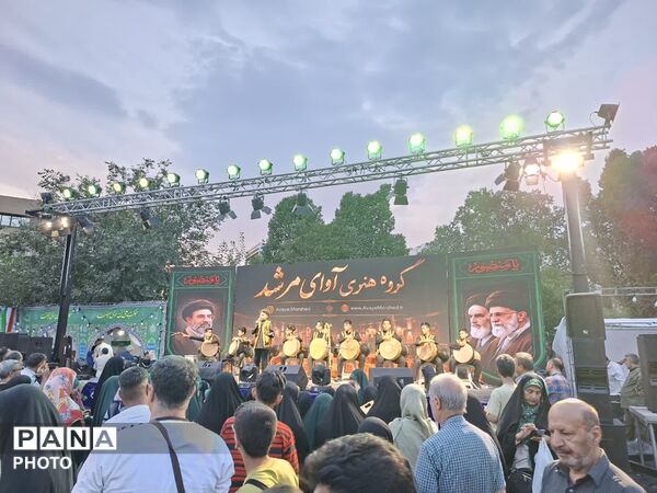 تهران در جشن بزرگ «امت احمد» به استقبال میلاد پیامبر(ص) و امام صادق (ع) رفت