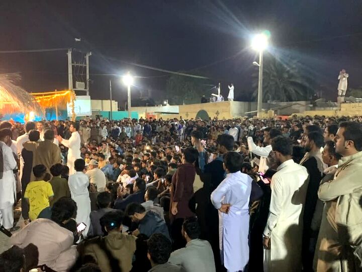 جشنواره گردشگری «بازار کدیم» در محله تاریخی سرخ‌ریگ چابهار برگزار شد