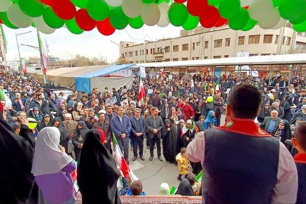 تجلی ولایتمداری در مسیر ۲۲ بهمن