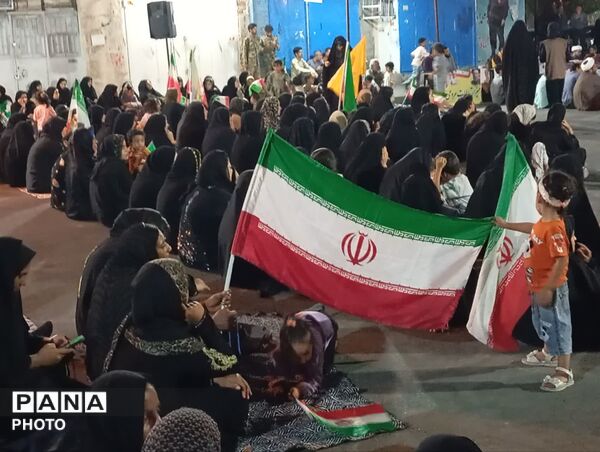 حضوردانش آموزان دراجتماع مردمی رودبارجنوب