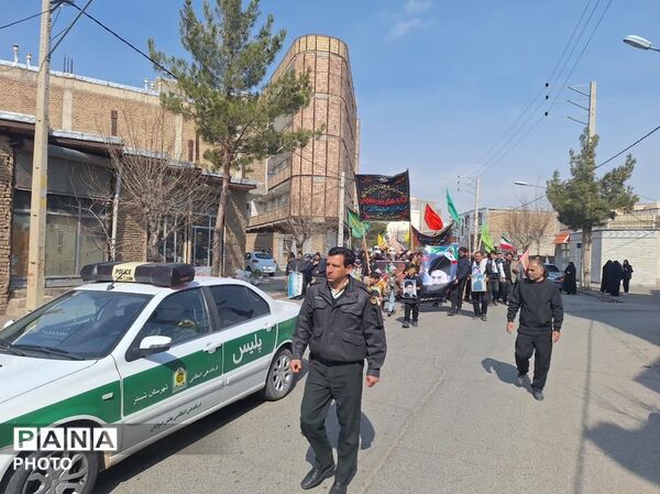 ملت بیدار و آگاه صوفیان در سوگ رهبر شهید 
