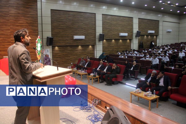 انتخابات شورای دانش‌آموزی مدرسه شهدای هسته‌ای بوشهر