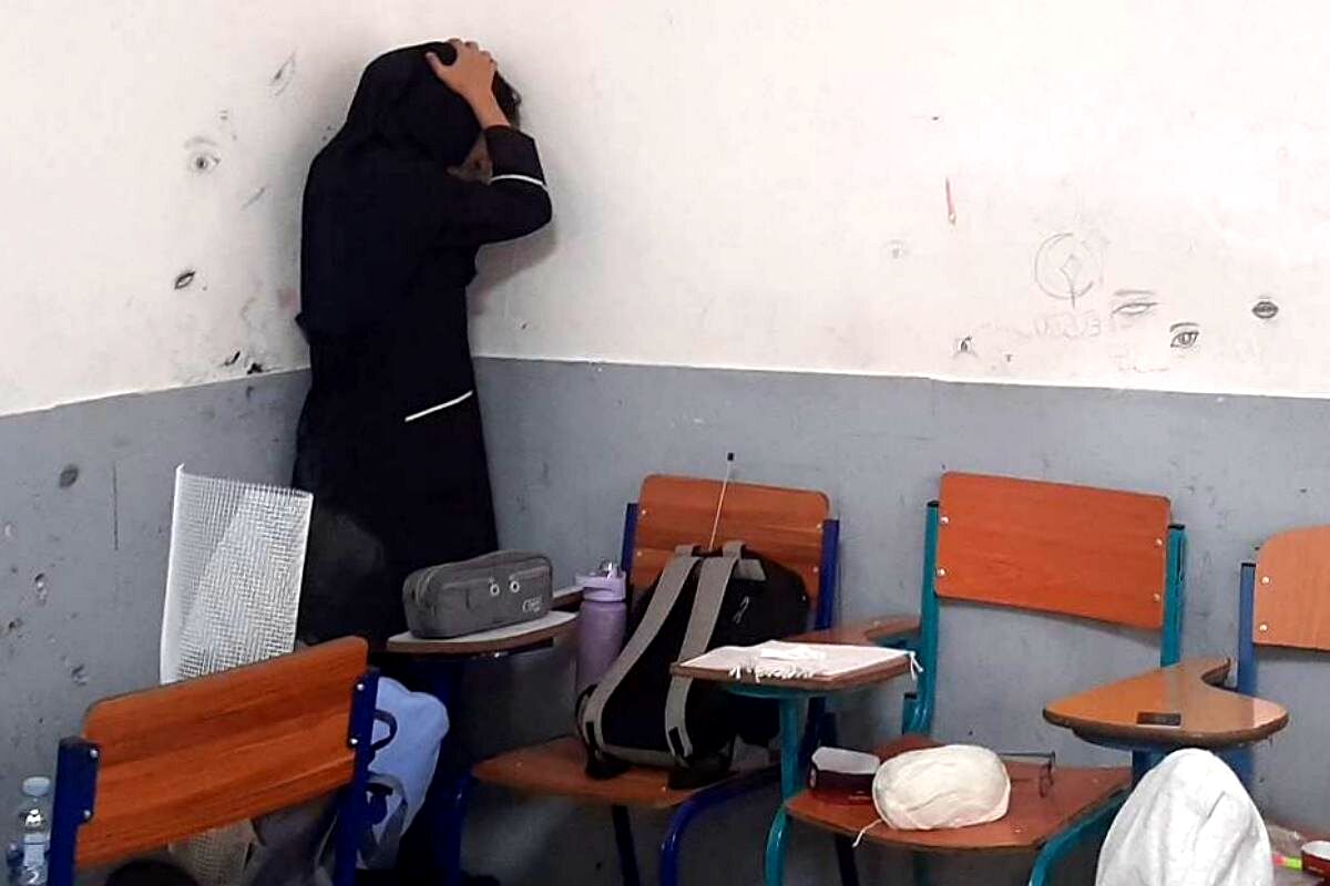 بیست و هفتمین مانور سراسری زلزله و ایمنی در دبیرستان دخترانه فرزانگان شهرقدس با شعار  مدرسه ایمن‌، جامعه تاب آور 