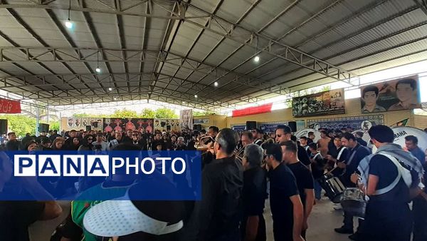 حزن عاشورایی در گلزار شهدای سیدمحمد کازرون