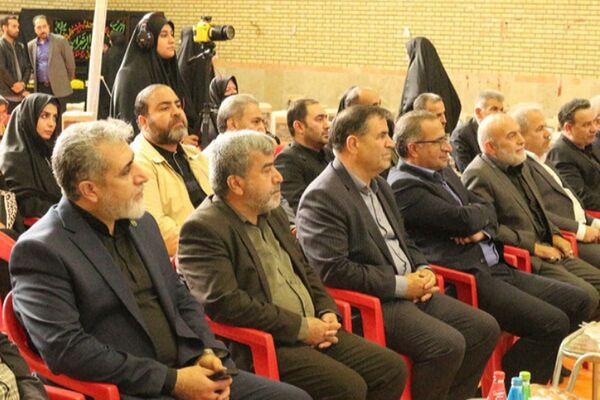 حضور مدیر آموزش‌و‌پرورش فیروزکوه در مراسم بنیاد خیریه آبشار عاطفه‌ها