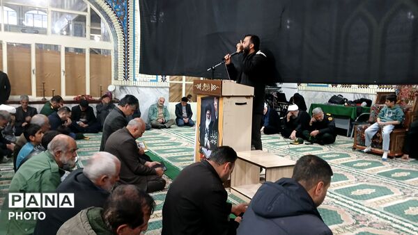 مسجد جامع بن میعادگاه عزاداری برای رهبر