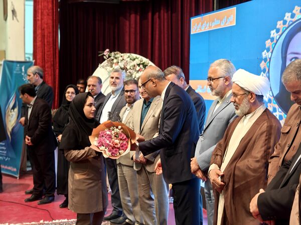 آیین گرامیداشت هفته معلم درکرمانشاه
