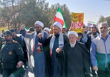 راهپیمایی 13 آبان در شهر مهستان