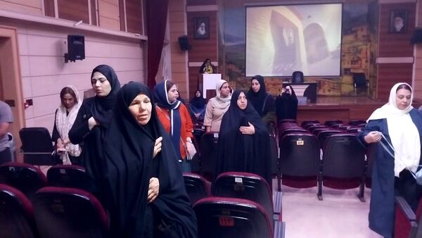 جلسه اولیا مربیان دبیرستان سرافرازان 
