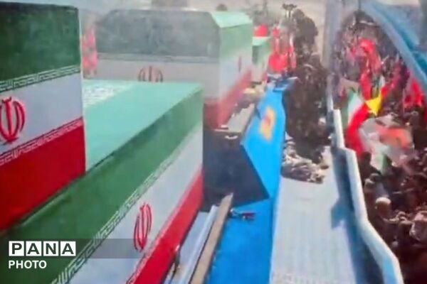وقتی ایران، آسمان را به آغوش کشید