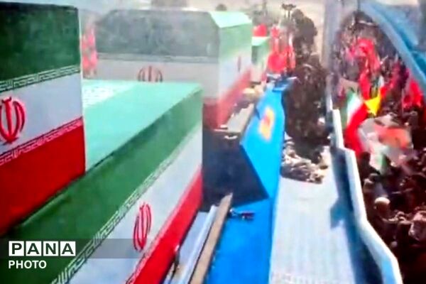 وقتی ایران، آسمان را به آغوش کشید