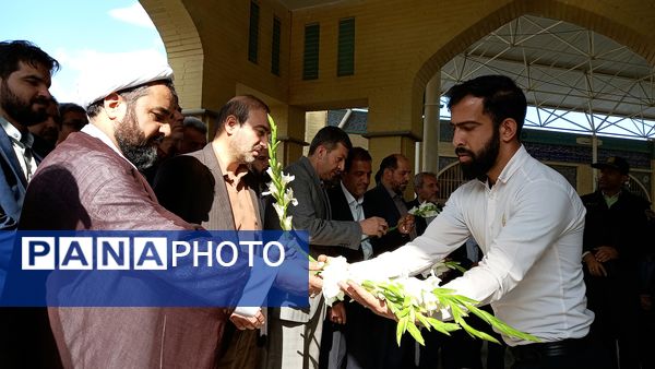 تجدید میثاق استاندار اصفهان با شهدای نجف‌آباد