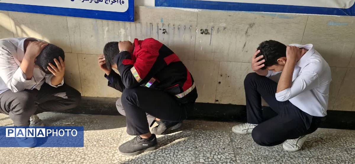 آژیر مانور زلزله در مدارس محمودآباد به صدا درآمد