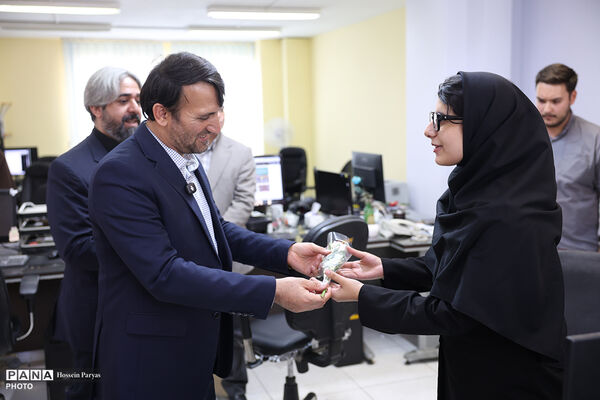 بازدید علی فرهادی سخنگوی وزارت آموزش و پرورش از خبرگزاری پانا
