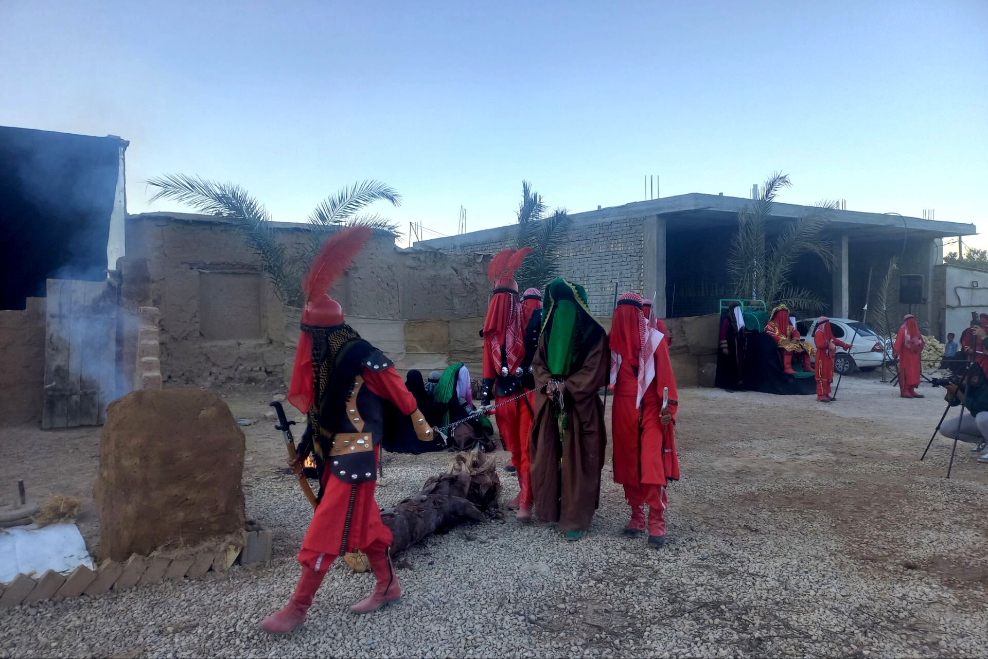 اجرای تعزیه شهادت حضرت زهرا (س) در روستای ظفرآباد شیراز