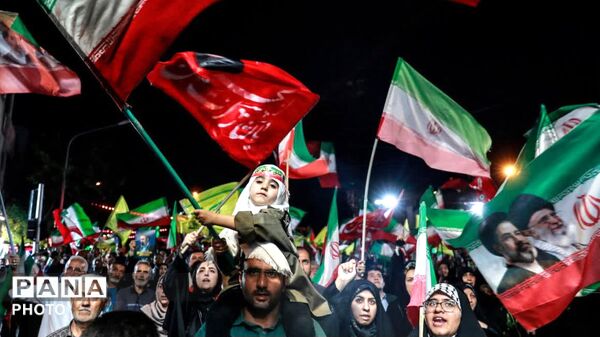 درخشش حماسه، هر شب در فردیس تابناک‌تر از شب قبل