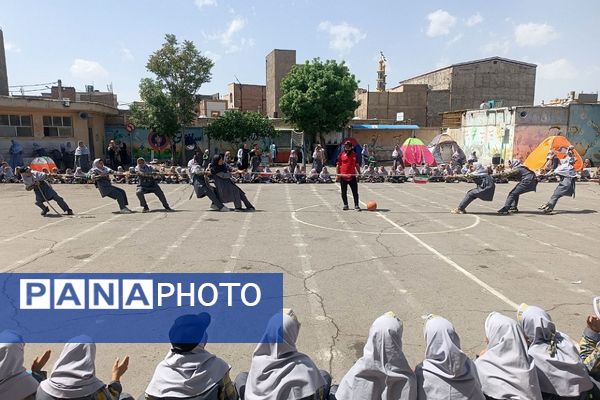 برگزاری اردون مدرسه‌ای در دبستان دخترانه آیت‌الله مرعشی نجفی قلعه نو کهریزک 