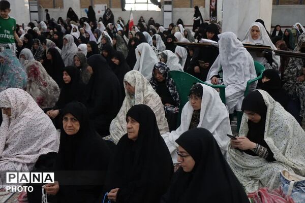 گرامیداشت اربعین رهبر شهید انقلاب و شهدای جنگ رمضان در نماز جمعه باقرشهر و کهریزک 