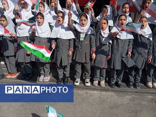 سالروز پیروزی شکوهمند انقلاب اسلامی در دبستان دخترانه نرجس یک و دو 