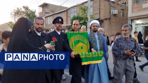 عطر رضوی در شهر بن پیچید