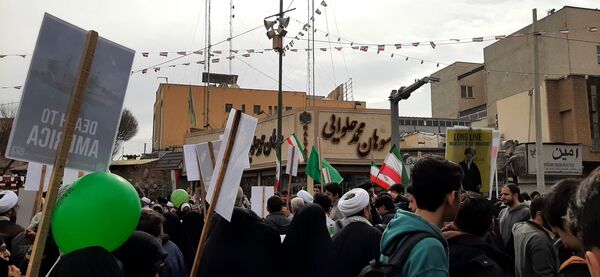 جلوه هایی از راهپیمایی جشن پیروزی انقلاب در شهر قم