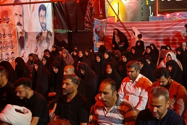 برپایی موکب «عشاق الحسین(ع)» سازمان دانش‌آموزی شهرستانهای تهران در مسیر زائران اربعین