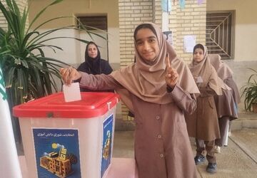 انتخابات شورای دانش‌آموزی مدرسه حضرت خدیجه (س) 