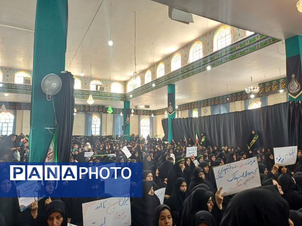 ویژه برنامه رهروان زینبی در آستان مقدس حضرت سیدان‌الکریمان 