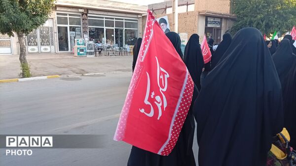 به تصویر کشیدن حماسه تشییع نمادین رهبر شهید در شهر میلاجرد