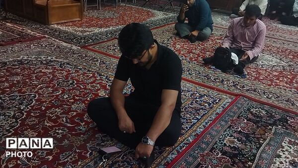 قرائت دعای عرفه در هیئت پیروان قرآن  نیشابور